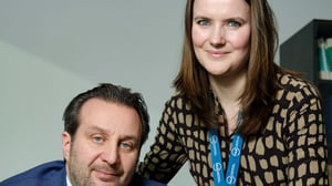 De helpende hand van communicerende platforms